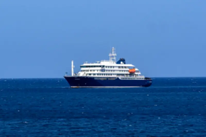 Un navire de croisière avec trois morts suspectés d'hantavirus refoulé au Cap-Vert
