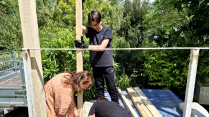 Un plateau-remorque pour promouvoir la colombophilie dans le Gard