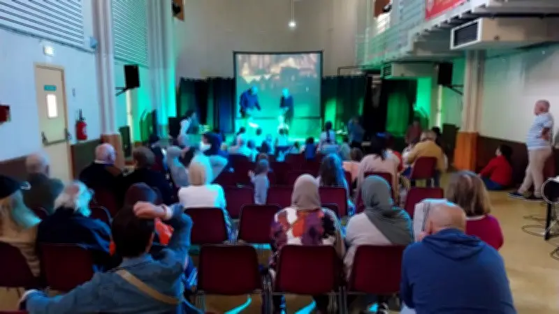 Un spectacle de marionnettes offert par Les Enfants du Cœur à Béziers