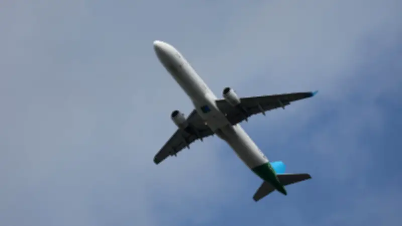 Un supporter PSG affrète un avion pour la finale à Budapest