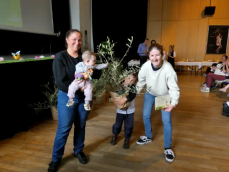 Une naissance, un arbre : 30 familles accueillies à Pompignac