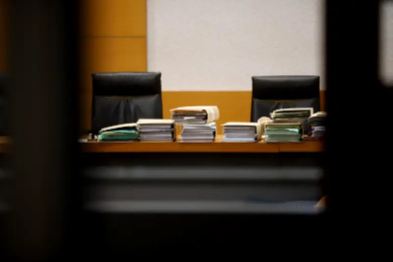Une nonagénaire spoliée de 800 000 euros par un homme 49 ans plus jeune
