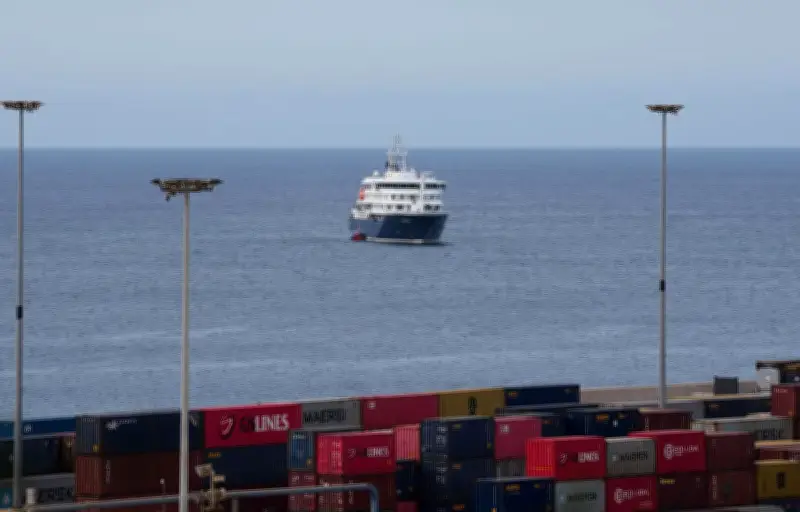 Évacuation du MV Hondius touché par l'hantavirus aux Canaries
