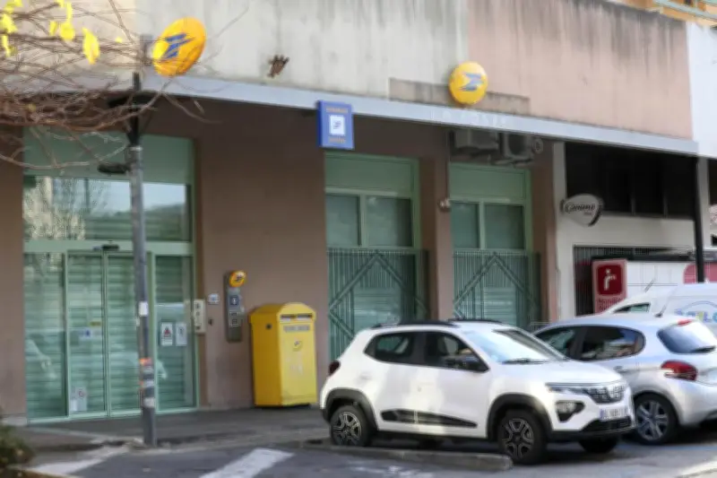 Valbonne : la colère monte contre La Poste à Garbejaïre