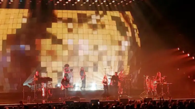 Vanessa Paradis au Zénith : retour triomphal avec Étienne Daho en invité