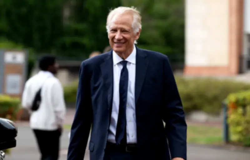 Villepin tacle Attal : "Rien de Chirac chez lui"