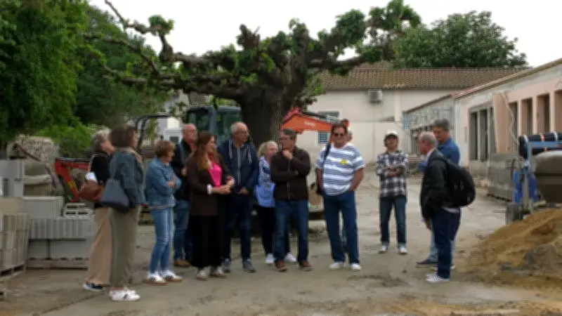 Visite de chantier de l'école élémentaire à Saint-Mamert-du-Gard