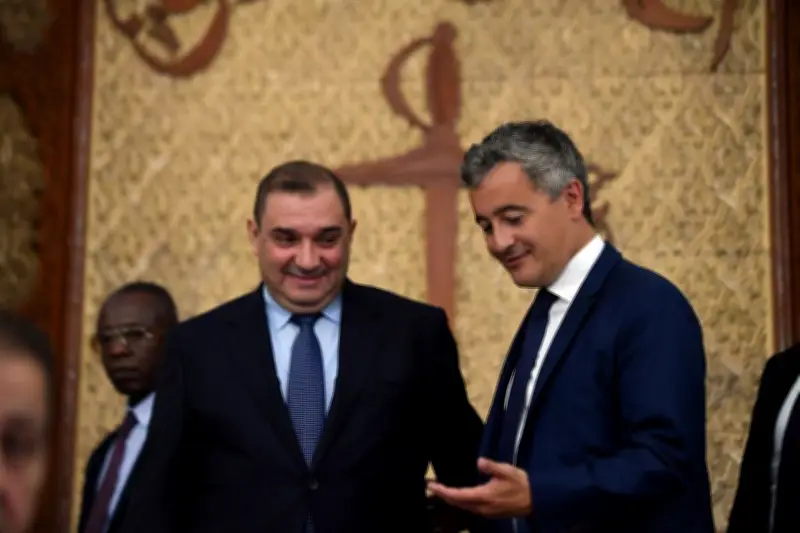 Visite de Darmanin à Alger, mort d’Ofer Bronchtein, accusations contre Bruel
