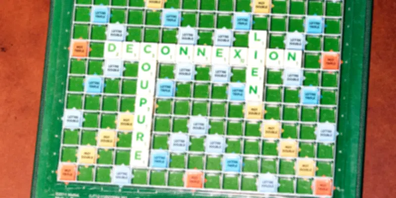 Vivre sans portable : le choix radical des "offline" pour échapper à l'addiction