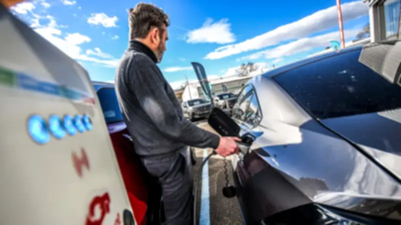 Voiture électrique : à partir de combien de km devient-elle rentable ?