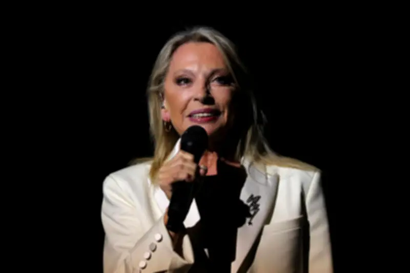 Véronique Sanson rassure ses fans après son hospitalisation pour une infection respiratoire