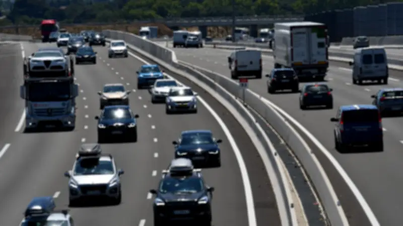 Week-end du 8 mai : trafic chargé sur les routes, voici les axes à éviter