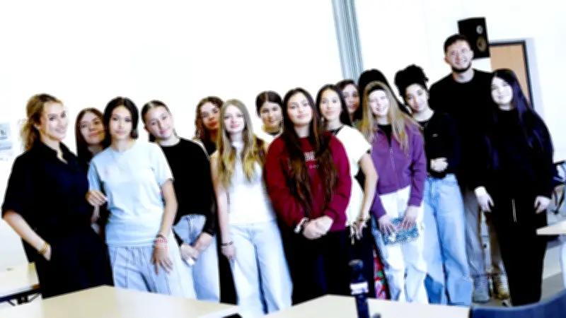 Wi-filles : les collégiennes d'Alès découvrent le numérique à Daudet