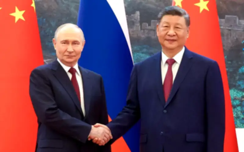 Xi et Poutine affichent leur unité à Pékin face aux tensions mondiales