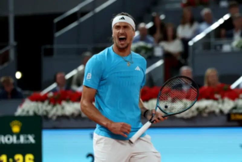 Zverev domine Blockx et rejoint Sinner en finale à Madrid