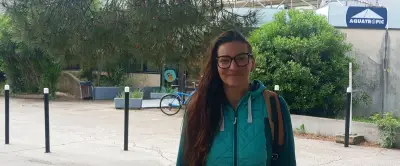 Aquatropic à Nîmes : fermetures répétées menacent l'association Bébés dans l'eau
