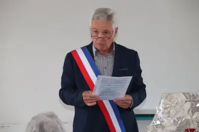 Arces : stabilité fiscale et achat d'une tondeuse pour 2026