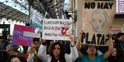 Argentine : manifestations massives contre les coupes budgétaires dans l'université publique