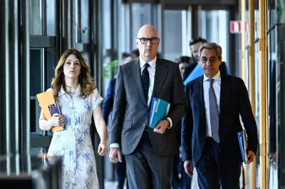Bercy gèle ou annule 4 milliards d'euros de crédits pour financer la guerre au Moyen-Orient