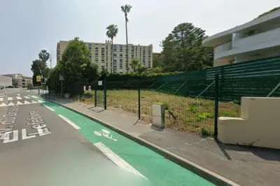 Bras de fer à Villeneuve-Loubet : projet de salle communale menace d'expropriation