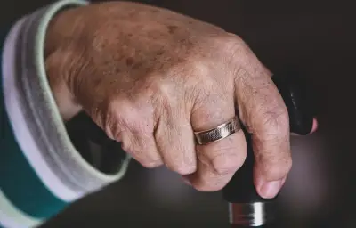 Brésil : un homme de 88 ans déclaré mort retrouvé vivant aux pompes funèbres