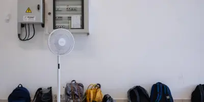 Canicule : fermetures d'écoles exceptionnelles et proportionnées selon le gouvernement