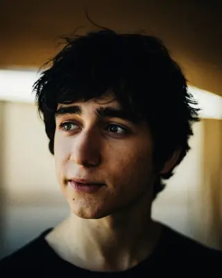 Cannes 2026 : Milo Machado Graner, garçon ardent
