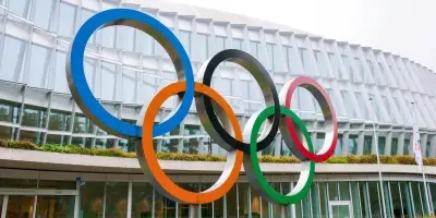 CIO lève restrictions pour sportifs biélorusses, maintient pour Russes