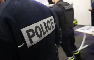 Découverte d'un corps près d'un ruisseau en Isère : enquête pour homicide