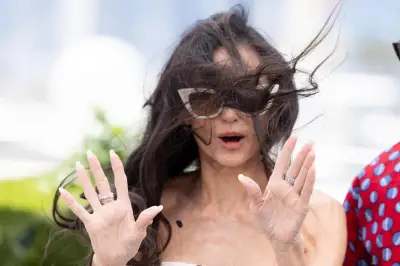 Demi Moore éclatante à Cannes : images de la star au photocall du jury