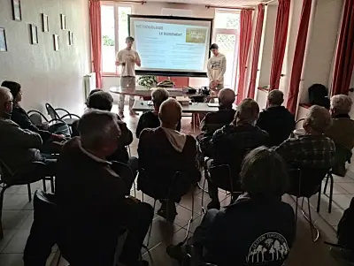 Des étudiants en gestion forestière informent sur le label Bas-Carbone