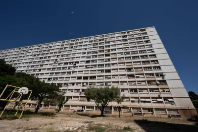 Drame à Toulon : une mère et ses trois enfants se jettent du 13e étage