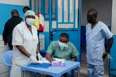 Ebola en RDC : détection tardive, crainte d'une crise sanitaire prolongée