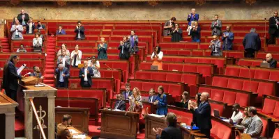 Esclavage : l'Assemblée nationale abroge le Code noir à l'unanimité