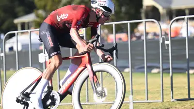 Giro 2026 : interdiction d'uriner dans une bouteille, avertissement aux coureurs
