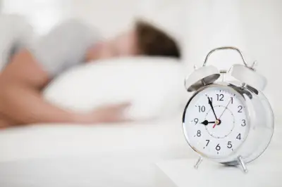 Grasse matinée : superpouvoir ou inégalité face au sommeil ?
