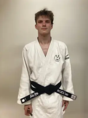 Ian Aylies, 17 ans, obtient sa ceinture noire de judo à Peyrehorade