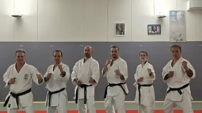 Karaté à Clermont-l'Hérault : cinq ceintures noires promues, dont un jeune de 14 ans
