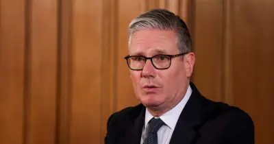 Keir Starmer refuse de démissionner malgré la défaite électorale