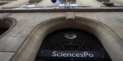 Luis Vassy dirige Sciences Po : une verticalité du pouvoir critiquée