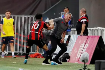 Maintien en Ligue 1 : la joie de Claude Puel et des joueurs de l'OGC Nice