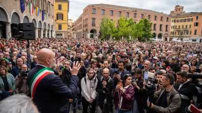 Modène: un millier de personnes rend hommage aux huit blessés fauchés par un automobiliste
