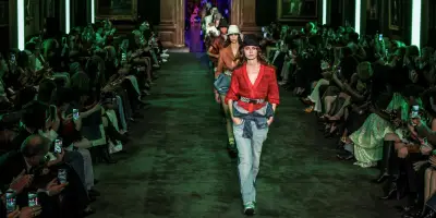 À New York, Vuitton mise sur la fantaisie, Gucci sur le pragmatisme