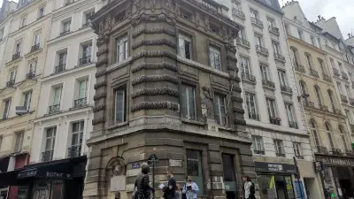 À Paris, les artistes d'un squat « légal » menacés d'expulsion par la Ville