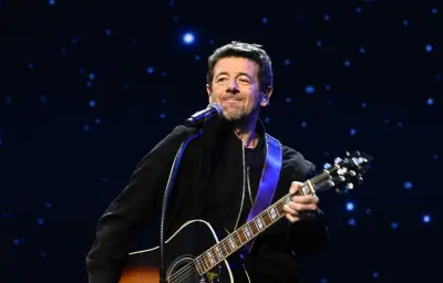 Patrick Bruel accusé de viol : sa défense sur l'âge de Flavie Flament provoque un tollé