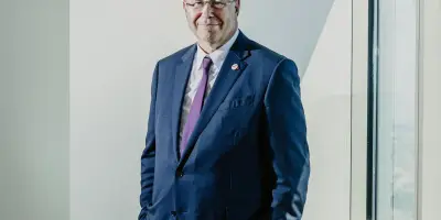 Patrick Pouyanné, PDG très politique de TotalEnergies, prospère dans la crise pétrolière