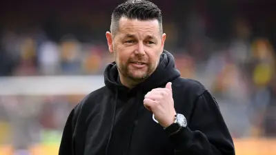Pierre Sage élu meilleur entraîneur de Ligue 1 aux Trophées UNFP 2026