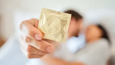 Rappel de préservatifs Friday Bae : risque microbiologique dans toute la France