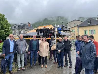 Restauration du lavoir de Bielle : un chantier-école de quatre mois