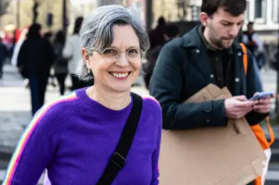 Référendum sur le nucléaire : Sandrine Rousseau fait cavalier seul chez les écologistes